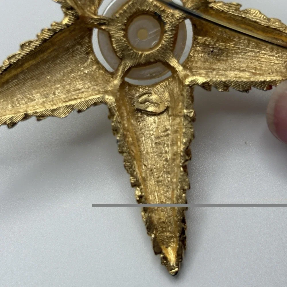 Vintage Capri Brooch Starfish Faux Pearl Goldtone Sea Star Beach Nautical Cruise